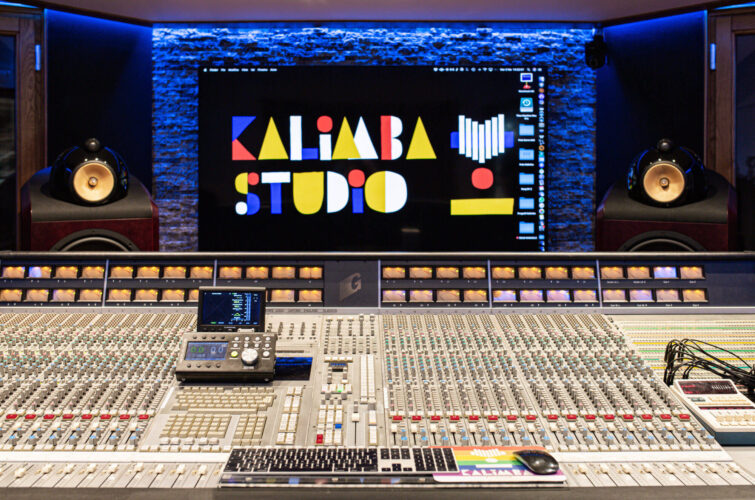 SSL-4000-analog-console-mix