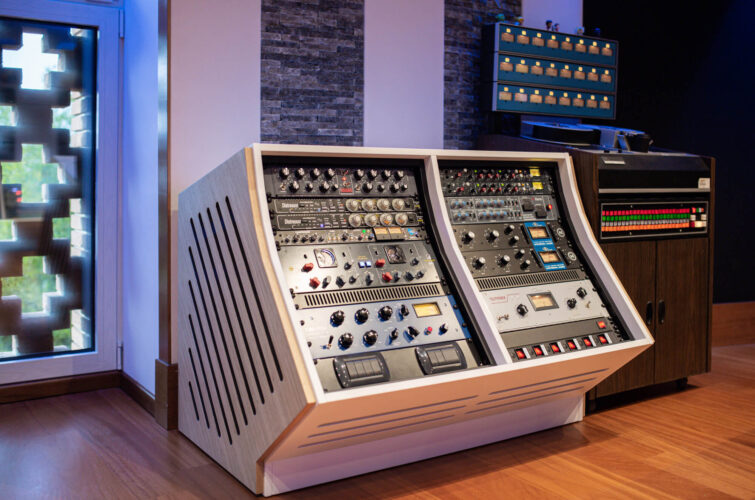 studio-outboard-chandler-limited-zener